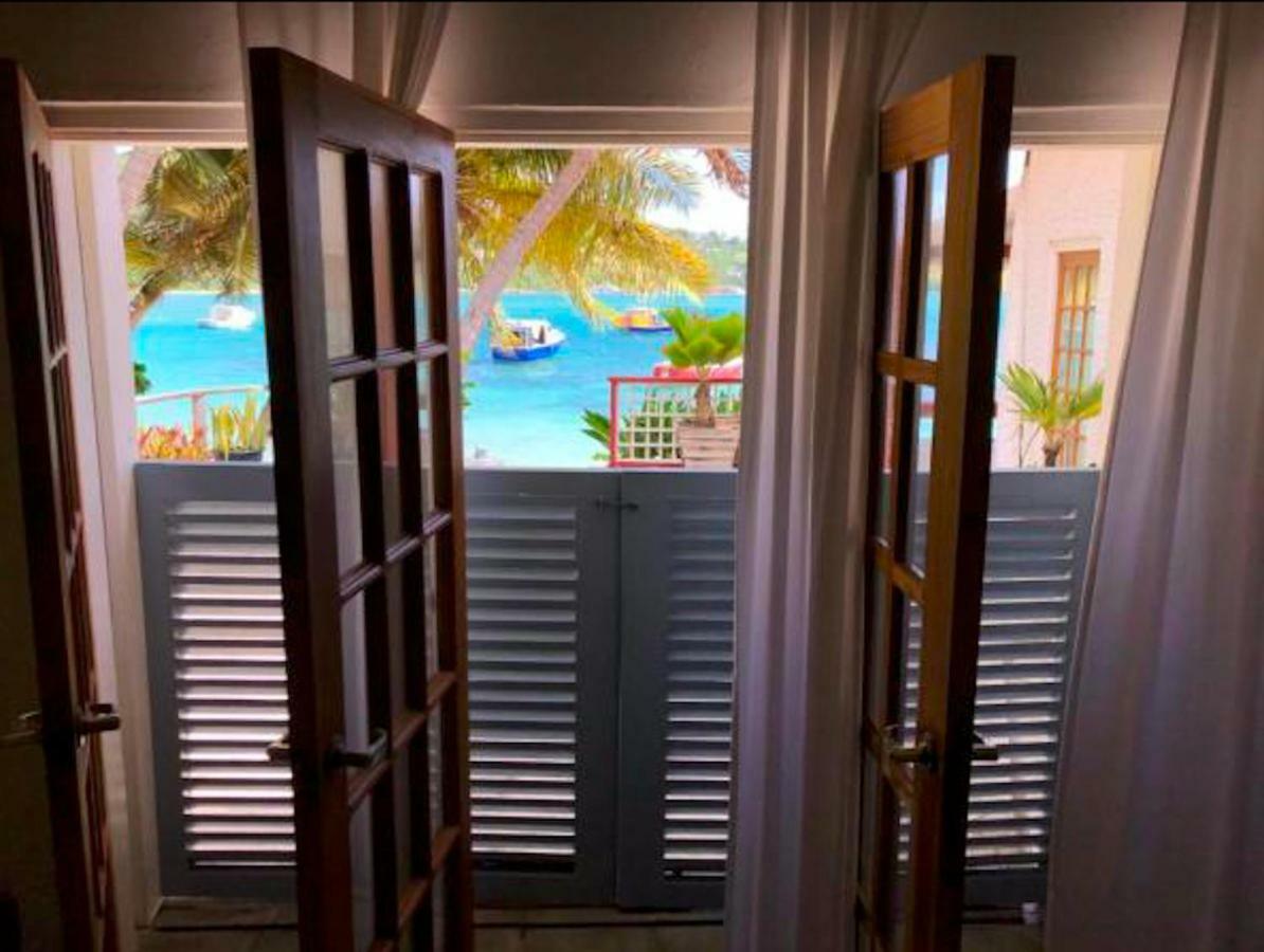 Bequia Beachfront Villa Hotel Friendship Buitenkant foto