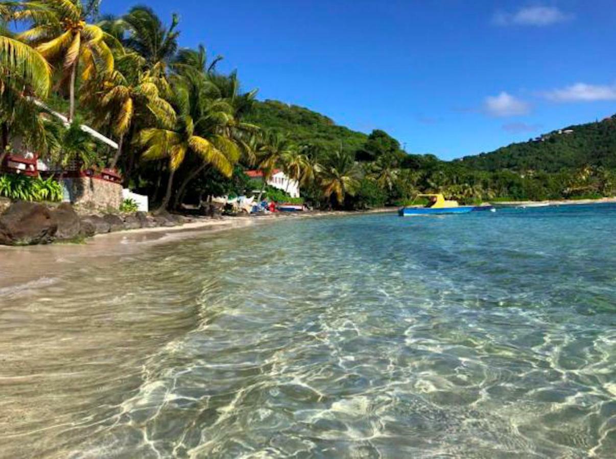 Bequia Beachfront Villa Hotel Friendship Buitenkant foto