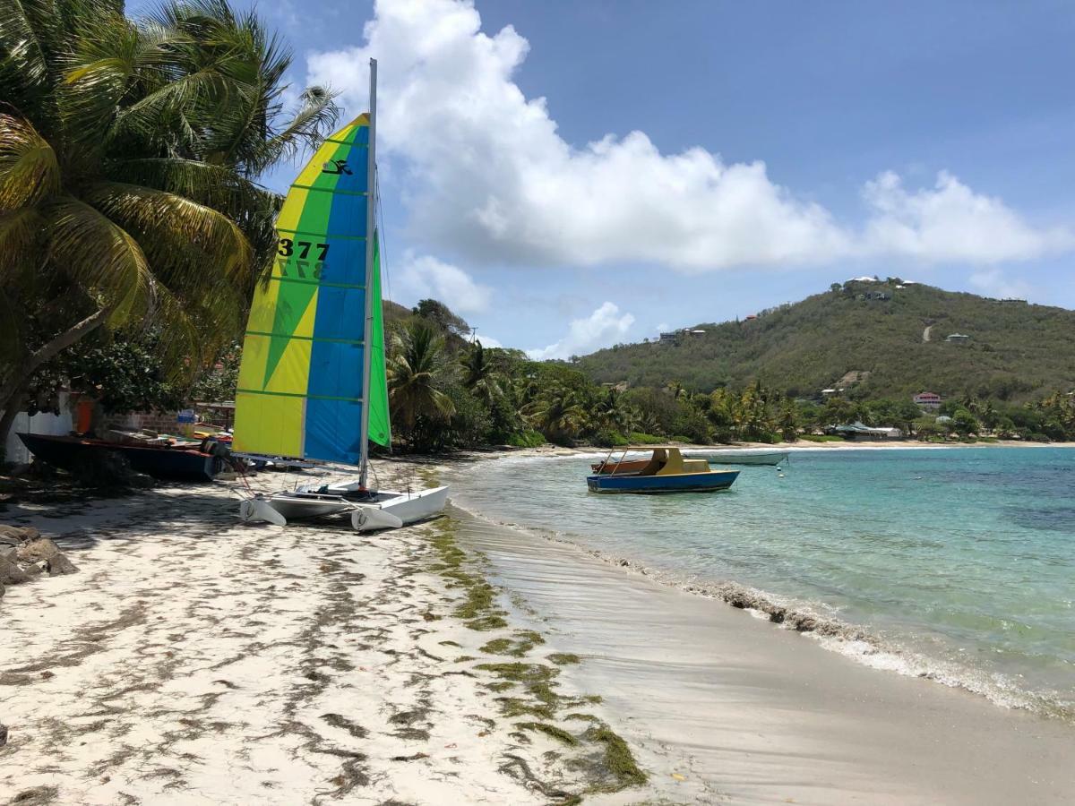 Bequia Beachfront Villa Hotel Friendship Buitenkant foto