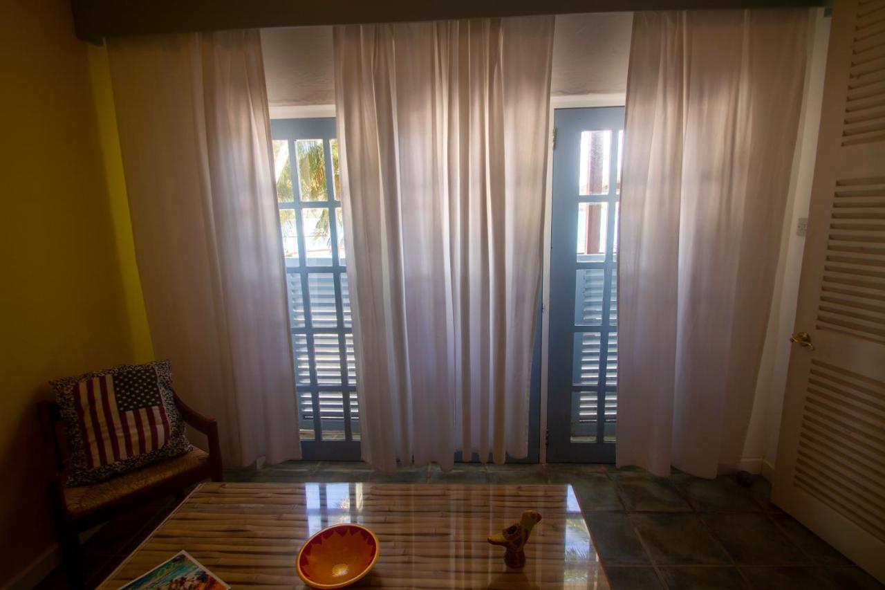 Bequia Beachfront Villa Hotel Friendship Buitenkant foto
